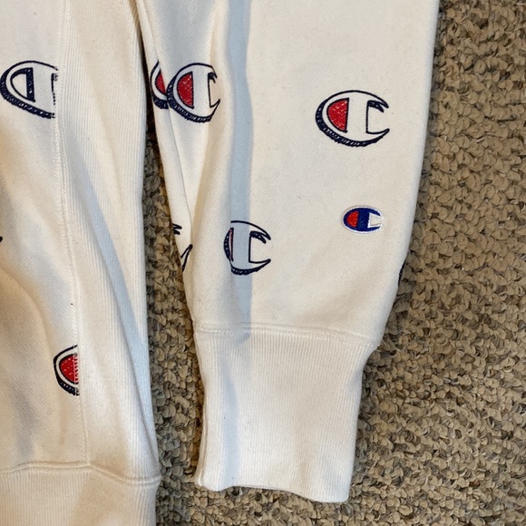 Mens Champion Reverse weave hoodie - Picture 3 of 3